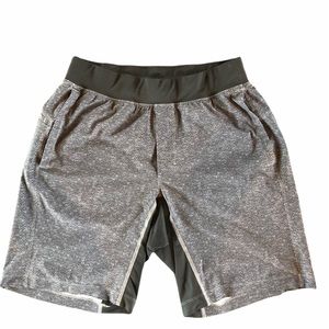 Lululemon grey herringbone shorts